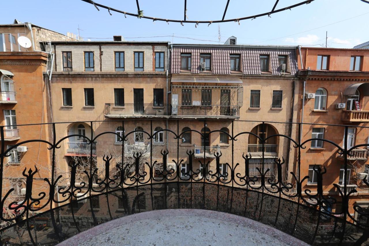 Hotelise I Our-Yard Apartment Yerevan Exterior photo